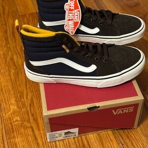 Boys Vans Filmore Hi - Gray and Marshmallow High Tops